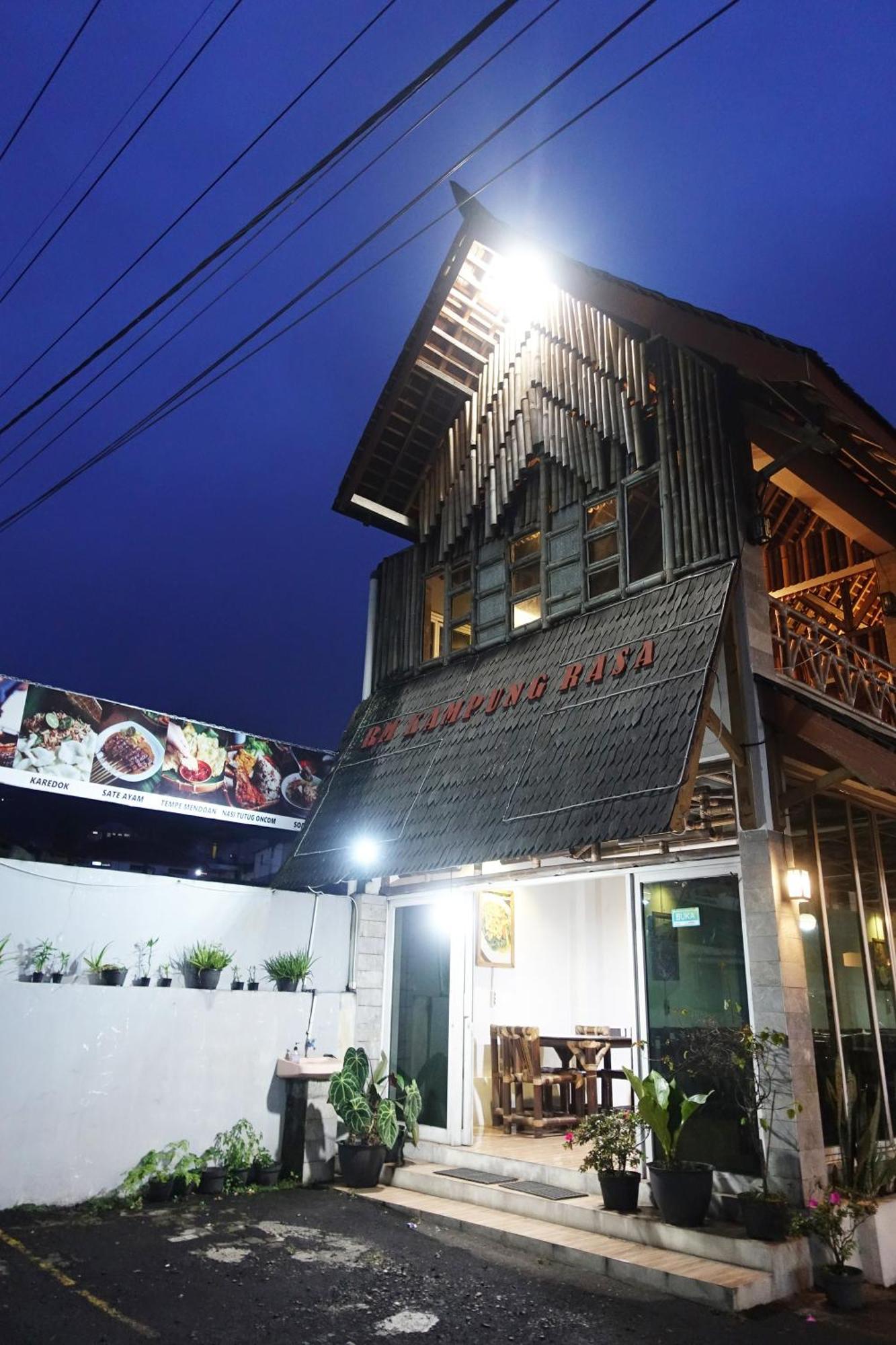 Saung Balibu Hotel Lembang Exteriör bild