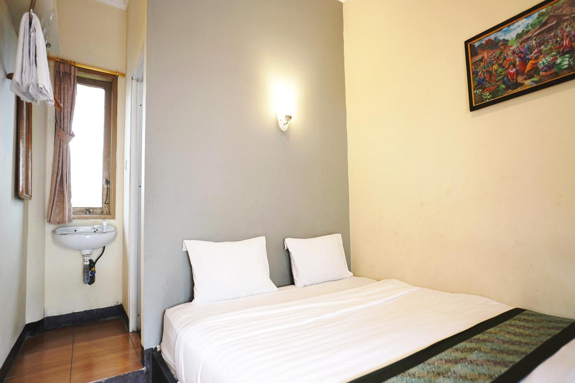 Saung Balibu Hotel Lembang Exteriör bild